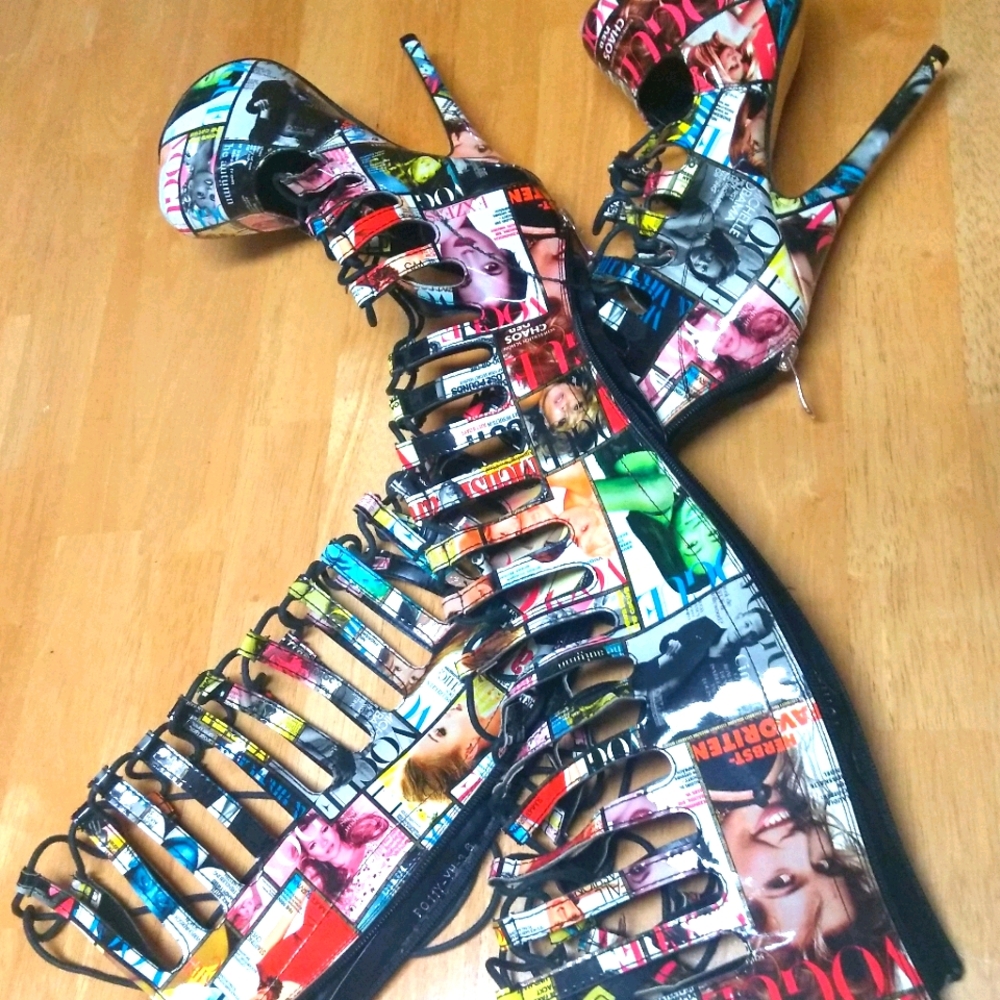 Vogue magazine lace up knee high boots💥